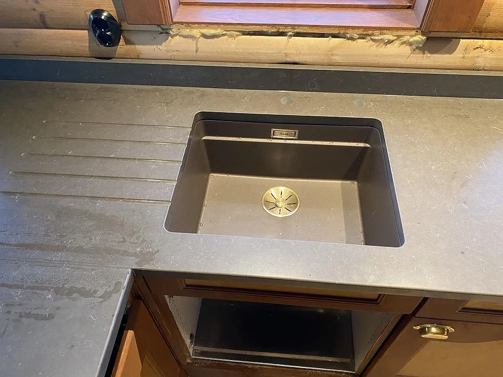 Køkkenbordplade i Silestone Calypso, Båstad – billede 2
