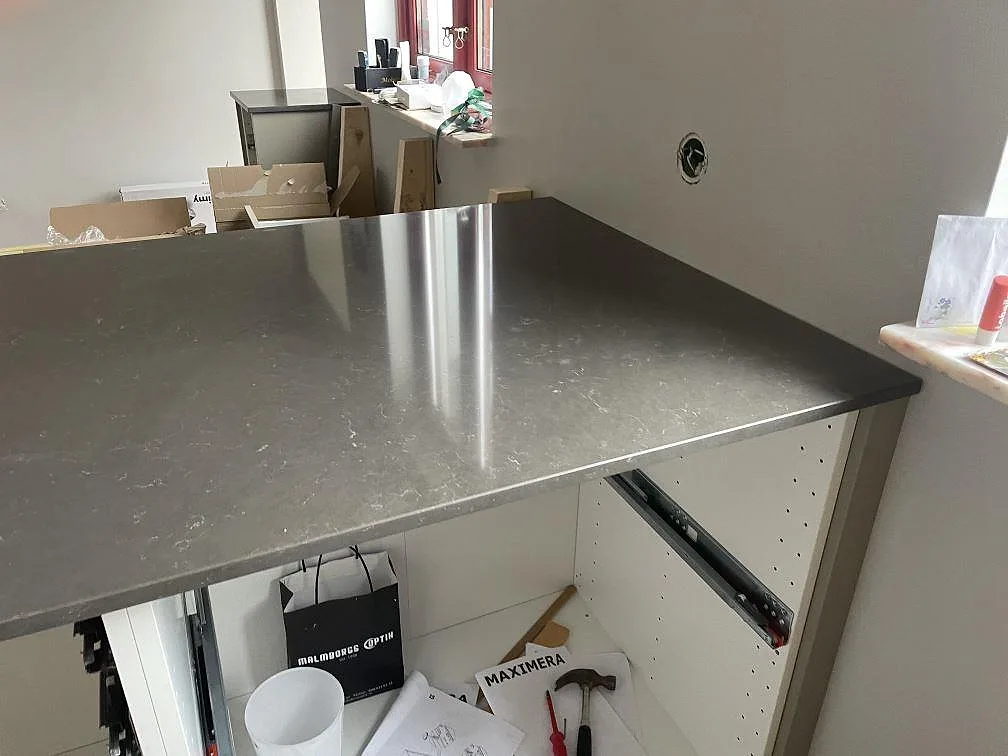 Køkkenbordplade i Silestone Calypso, Vintrie – billede 3