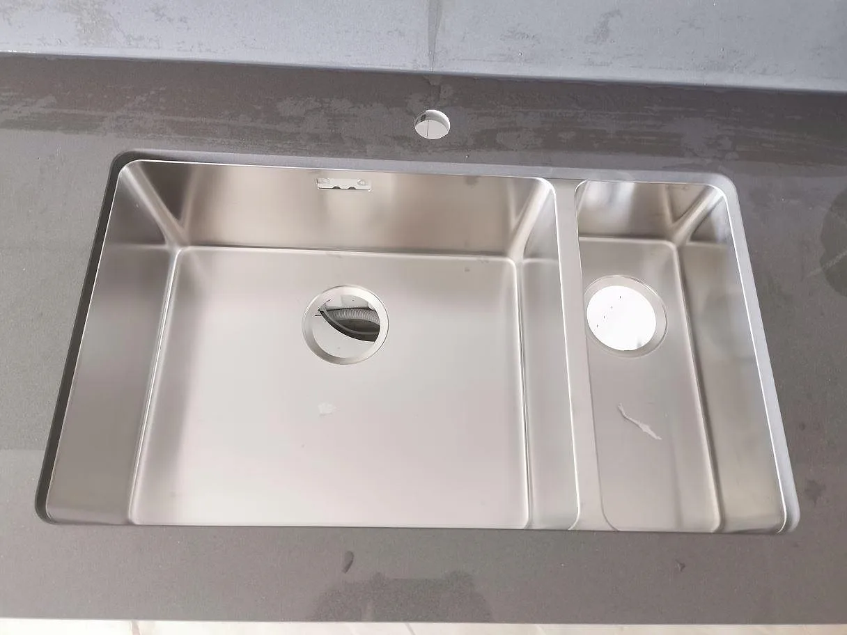 Køkkenbordplade i Silestone Cemento Spa, Helsingborg – billede 3