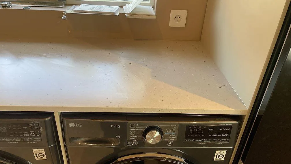 Bordplade i Silestone Concrete Pulse, Åhus – billede 8