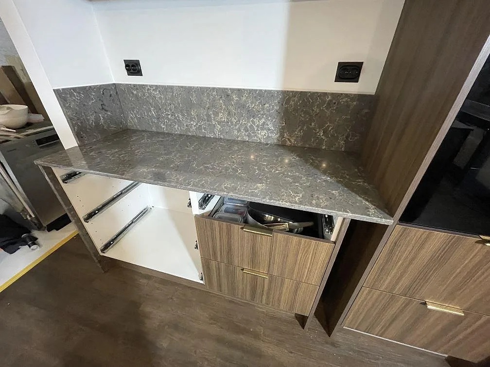 Køkkenbordplade i Silestone Copper Mist, Åkersberga – billede 2