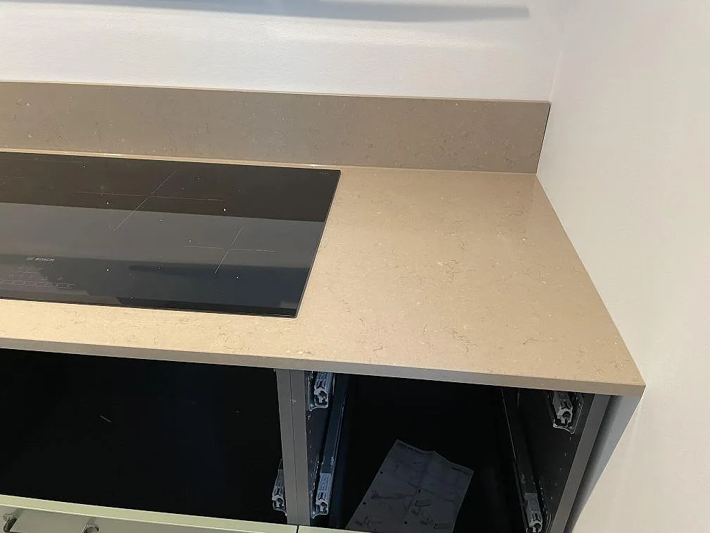 Køkkenbordplade i Silestone Coral Clay, Skurup – billede 5