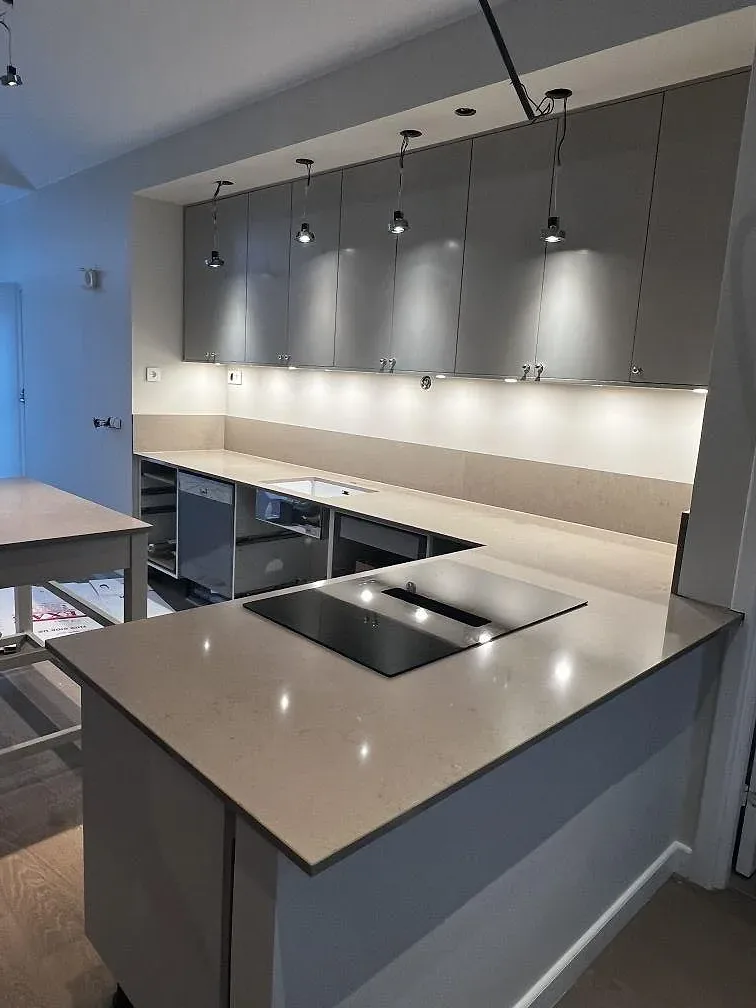 Køkkenbordplade i Silestone Coral Clay, Ängelholm – billede 3