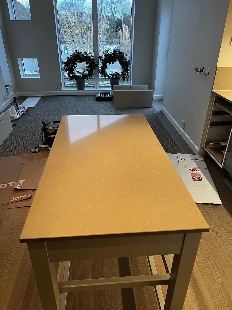 Køkkenbordplade i Silestone Coral Clay, Ängelholm – billede 7