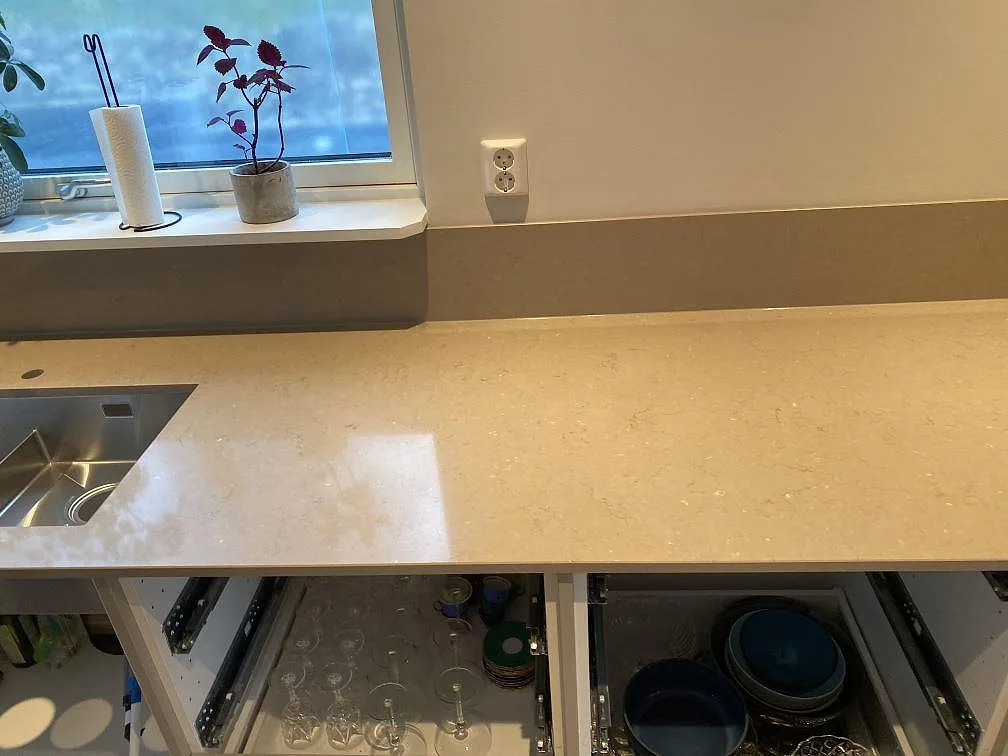 Køkkenbordplade i Silestone Coral Clay, Alingsås – billede 2