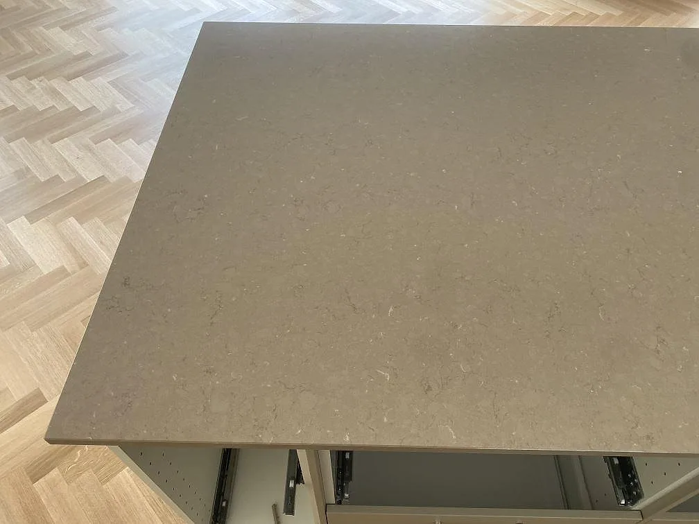 Køkkenbordplade i Silestone Coral Clay, Båstad – billede 3