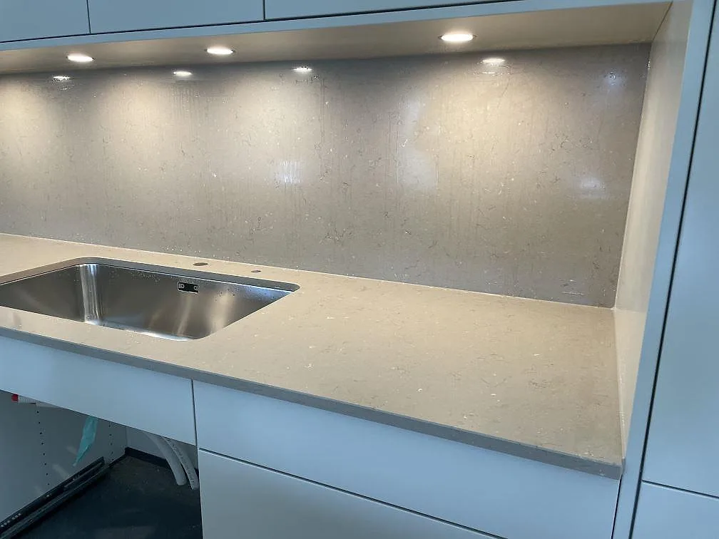 Køkkenbordplade i Silestone Coral Clay, Bjärred – billede 7