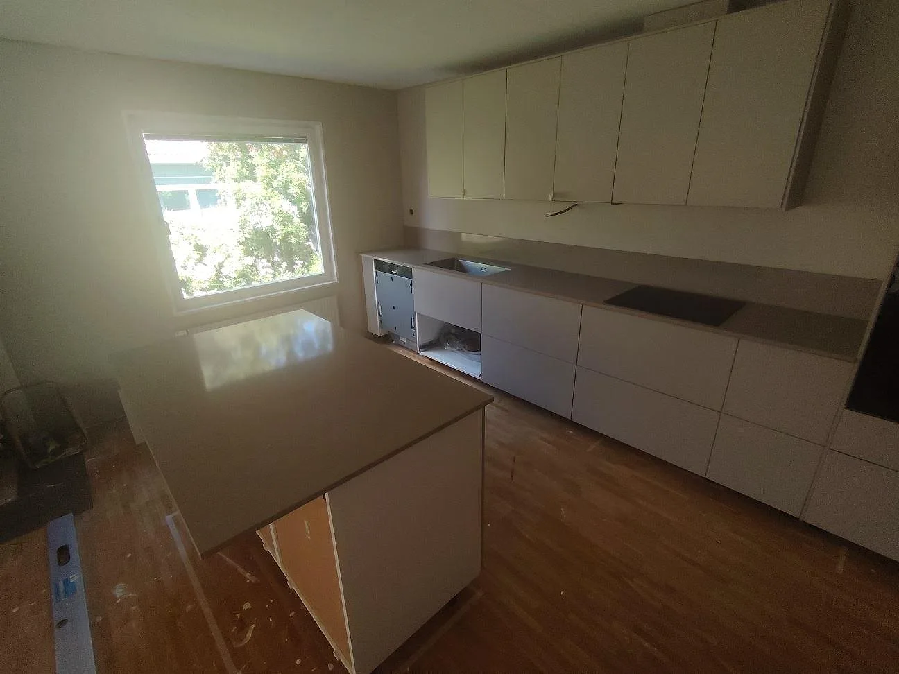 Køkkenbordplade i Silestone Coral Clay, Björklinge – billede 2