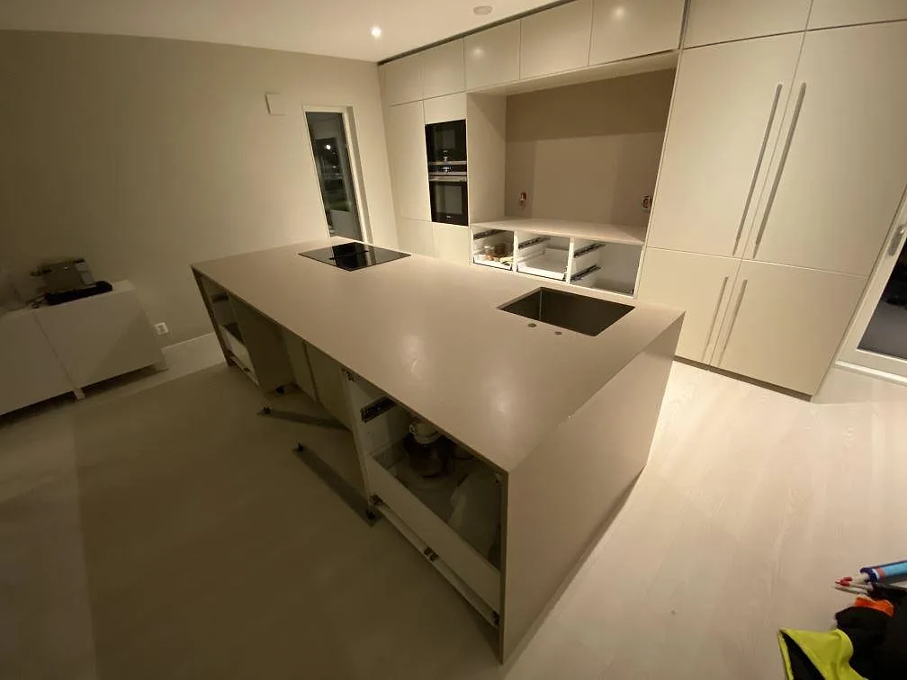 Køkkenbordplade i Silestone Coral Clay, Borås – billede 4