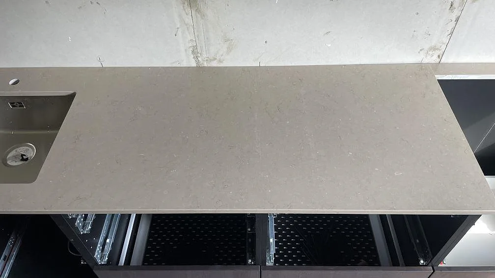 Køkkenbordplade i Silestone Coral Clay, Borås – billede 4