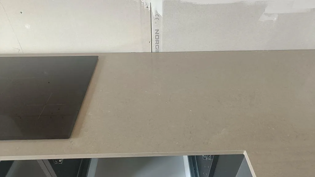 Køkkenbordplade i Silestone Coral Clay, Bunkeflostrand – billede 4