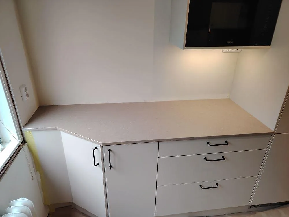 Køkkenbordplade i Silestone Coral Clay, Enskede – billede 3
