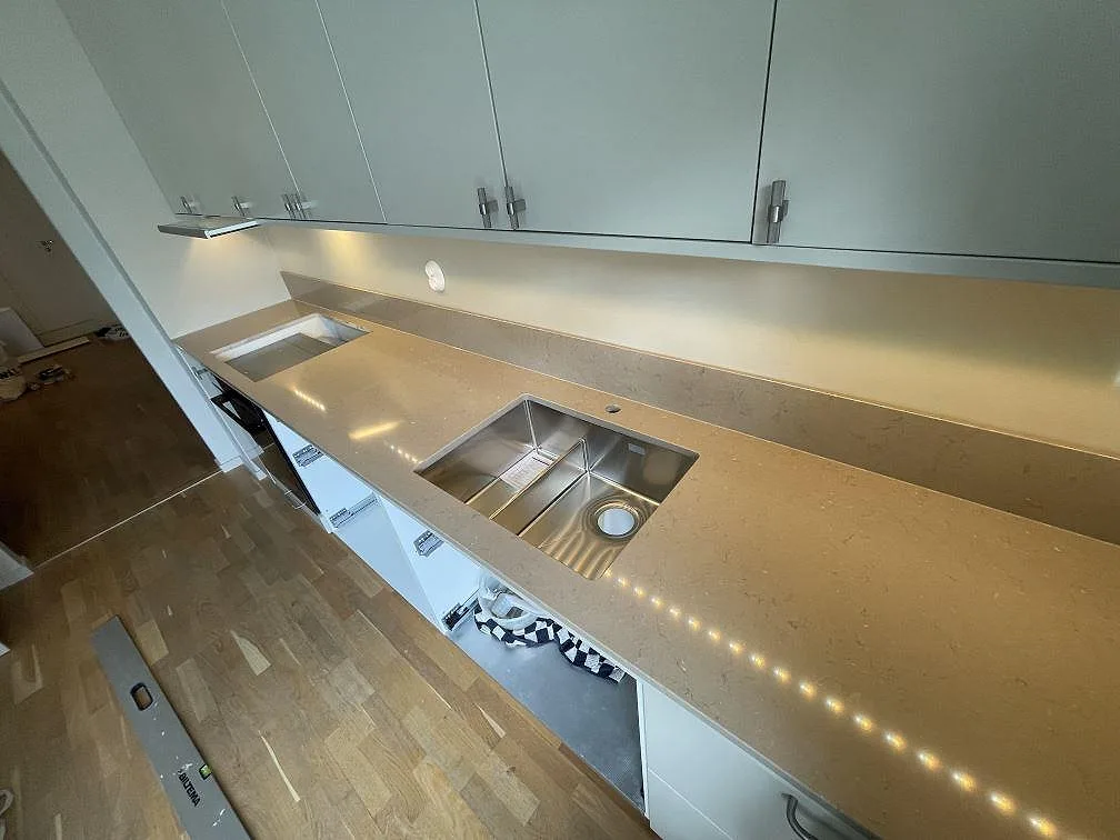 Køkkenbordplade i Silestone Coral Clay, Enskededalen – billede 3