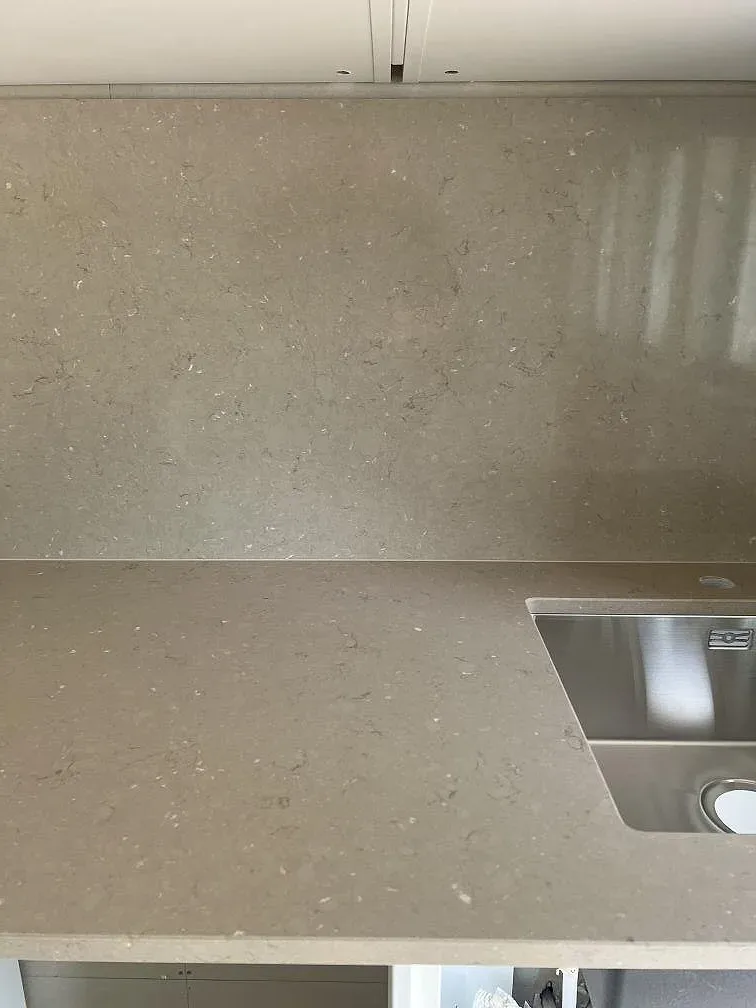 Køkkenbordplade i Silestone Coral Clay, Färjestaden – billede 5