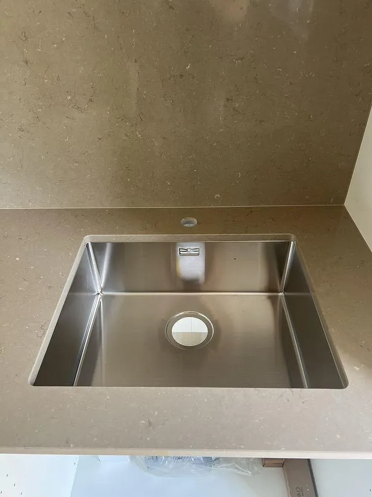 Køkkenbordplade i Silestone Coral Clay, Färjestaden – billede 4