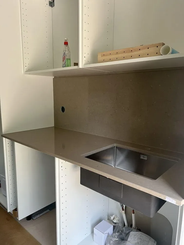 Køkkenbordplade i Silestone Coral Clay, Färjestaden – billede 2