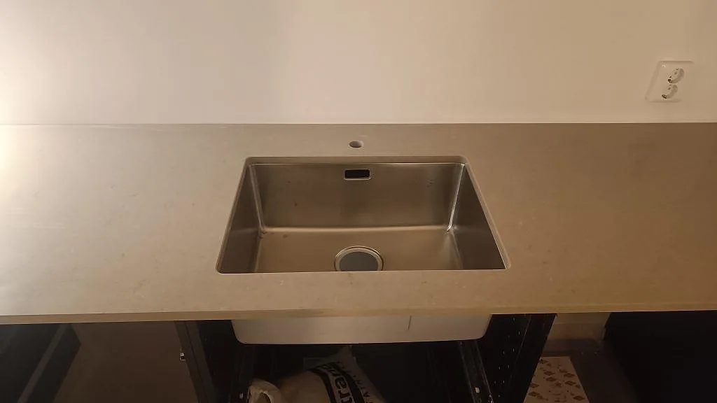 Køkkenbordplade i Silestone Coral Clay, Gärsnäs – billede 3