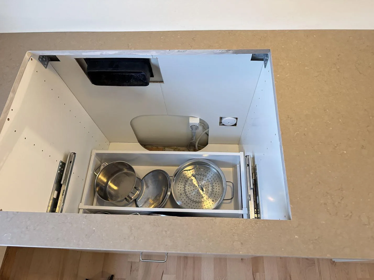 Køkkenbordplade i Silestone Coral Clay, Ganløse – billede 6