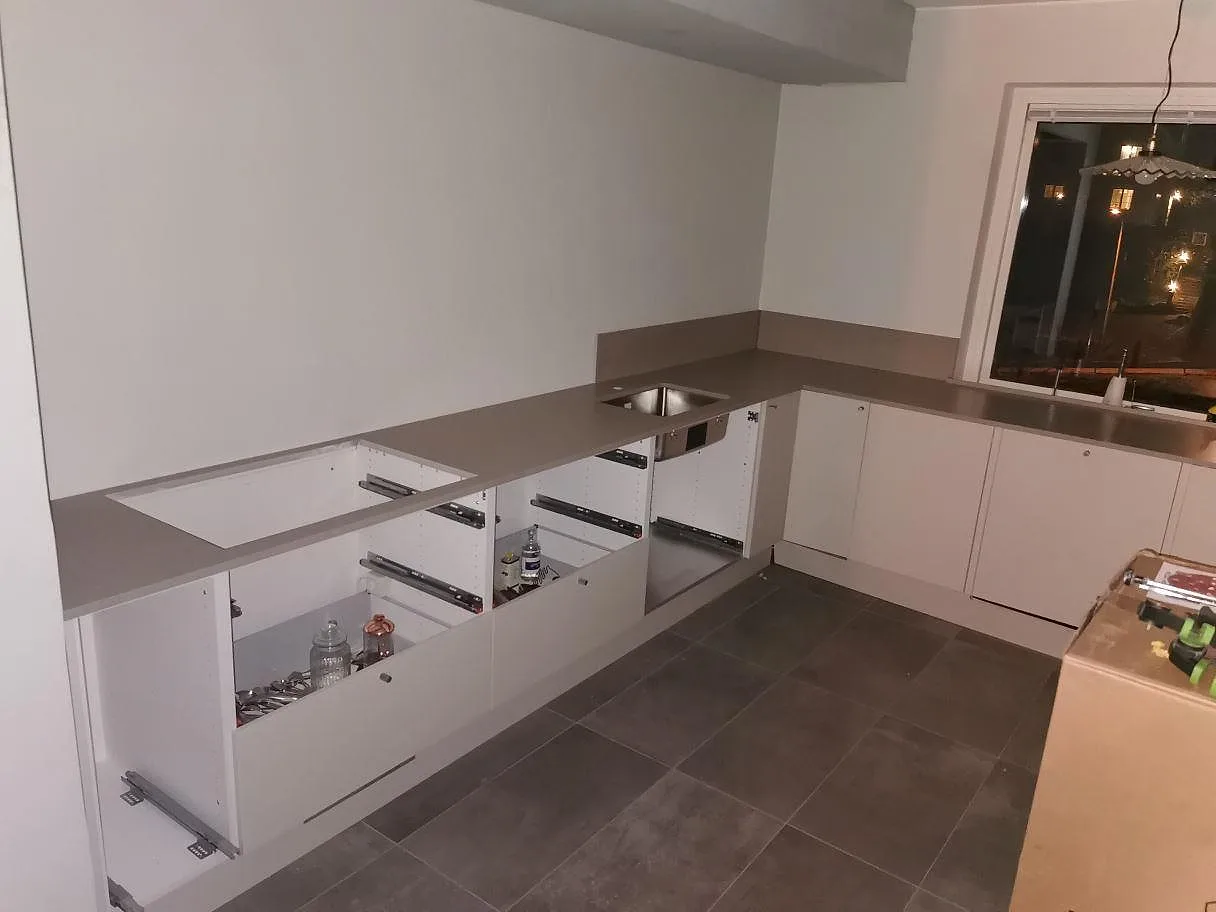 Køkkenbordplade i Silestone Coral Clay, Göteborg