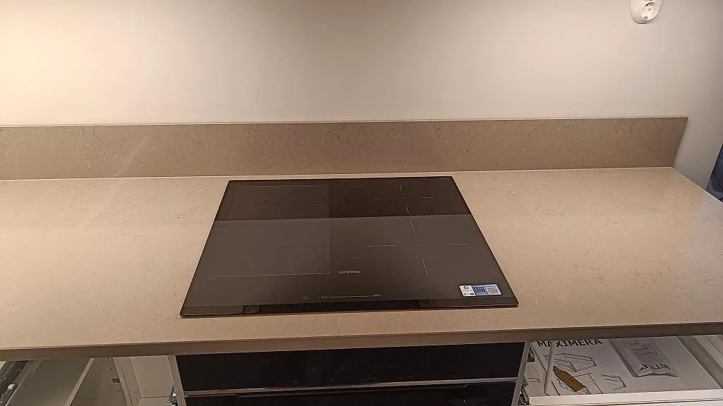 Køkkenbordplade i Silestone Coral Clay, Göteborg – billede 3