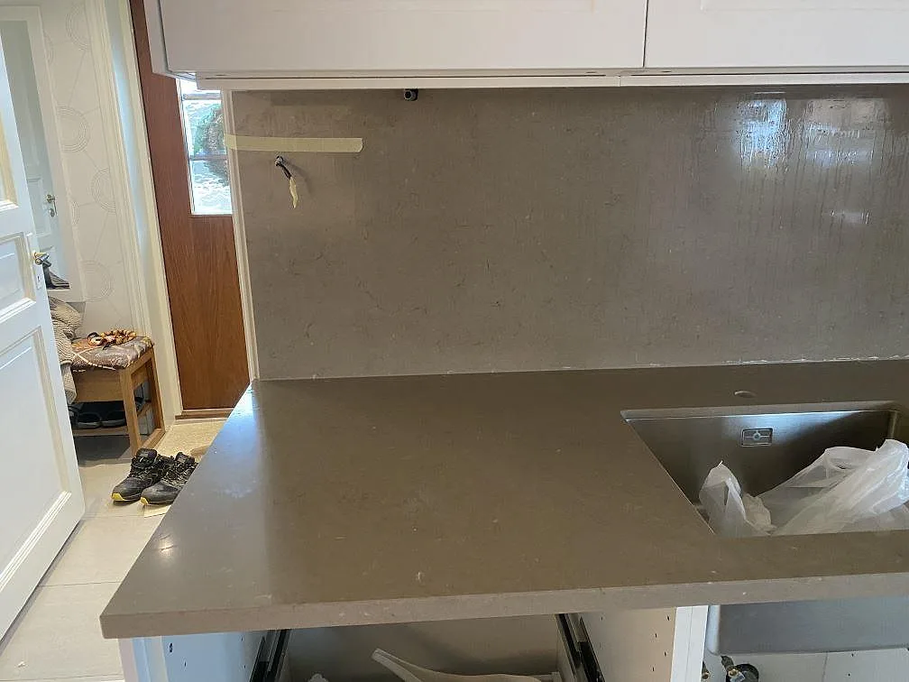 Køkkenbordplade i Silestone Coral Clay, Grebbestad – billede 3