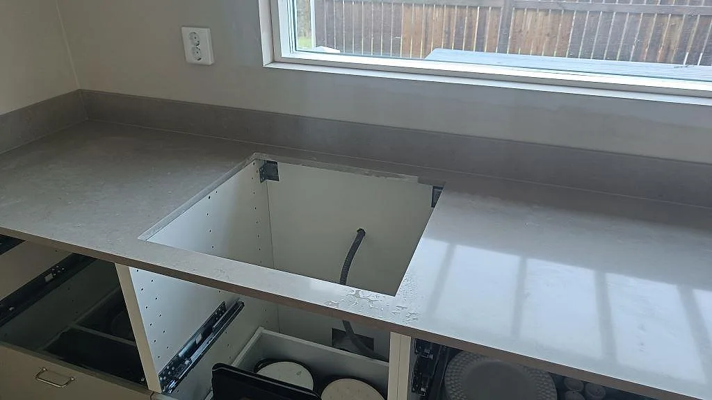 Køkkenbordplade i Silestone Coral Clay, Härryda – billede 3