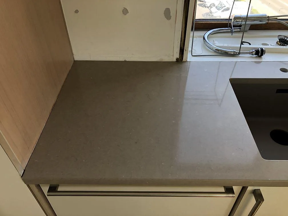 Køkkenbordplade i Silestone Coral Clay, Holbæk – billede 2