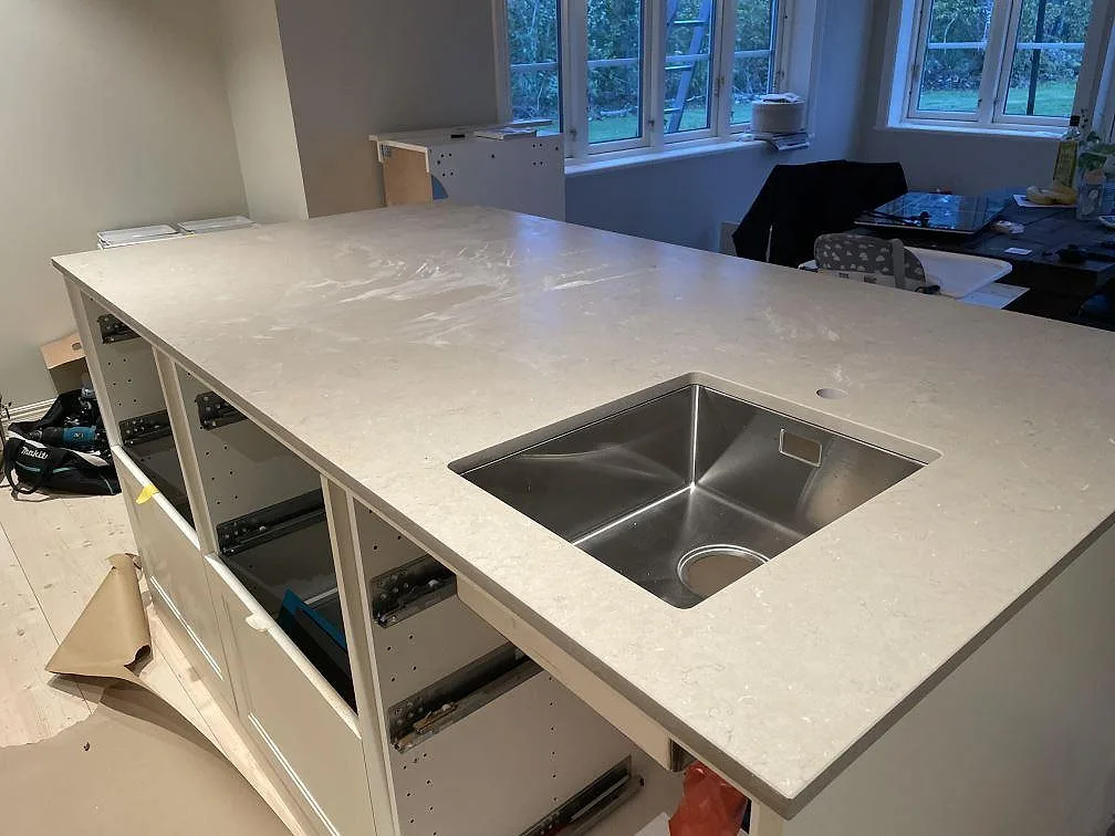 Køkkenbordplade i Silestone Coral Clay, Vetlanda – billede 2