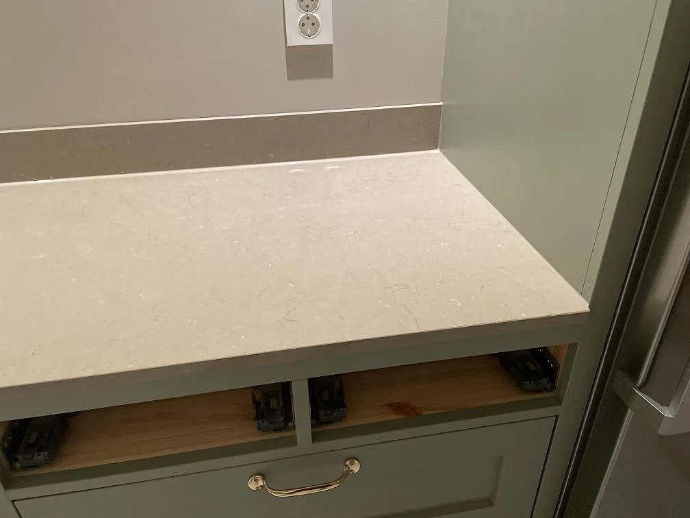Køkkenbordplade i Silestone Coral Clay, Holsbybrunn – billede 5