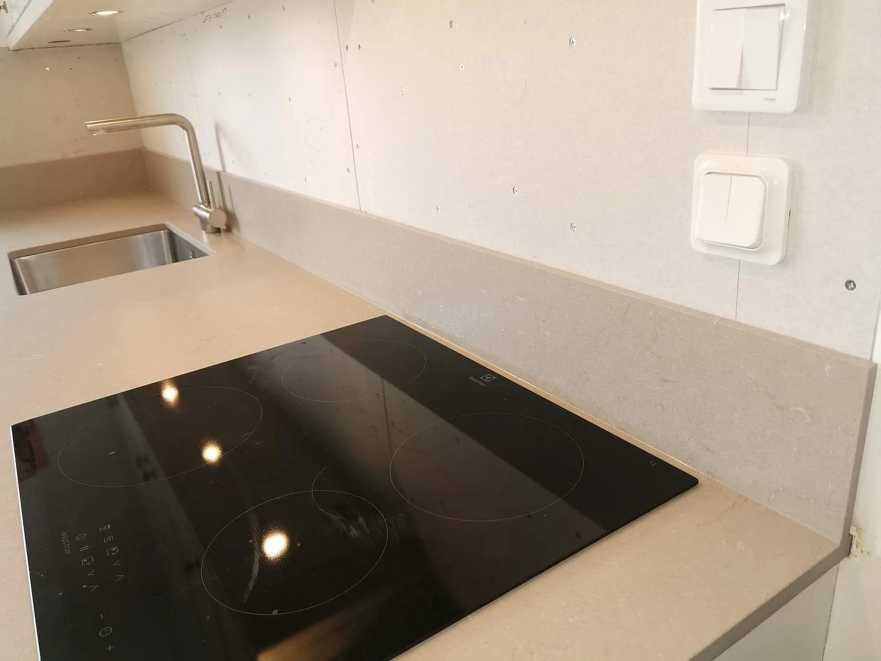 Køkkenbordplade i Silestone Coral Clay, Jönköping – billede 2