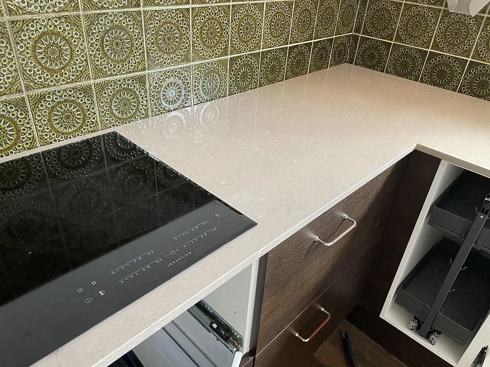 Køkkenbordplade i Silestone Coral Clay, Kållered – billede 3
