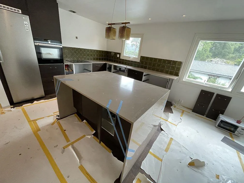 Køkkenbordplade i Silestone Coral Clay, Kållered