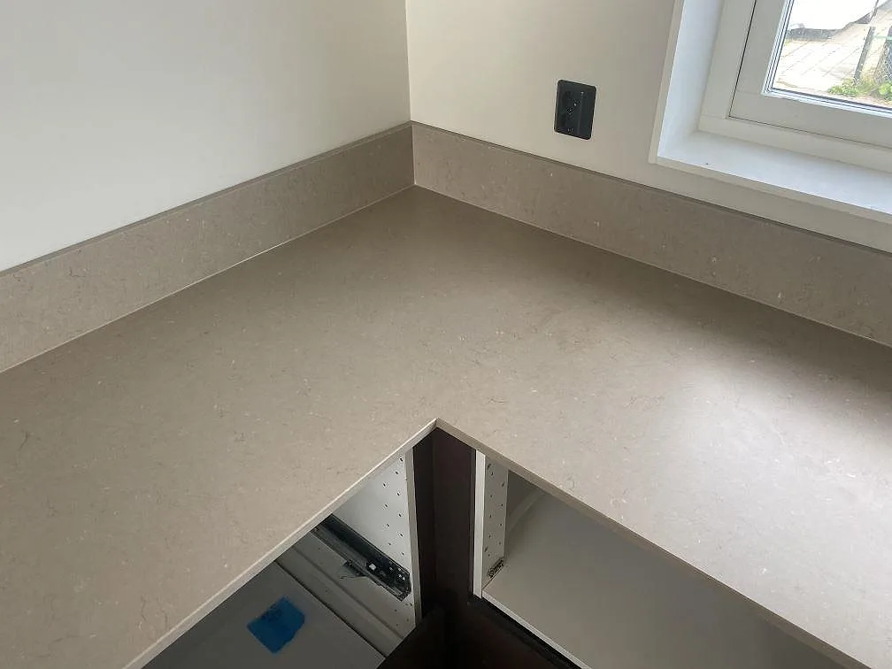 Køkkenbordplade i Silestone Coral Clay, Kalmar – billede 5
