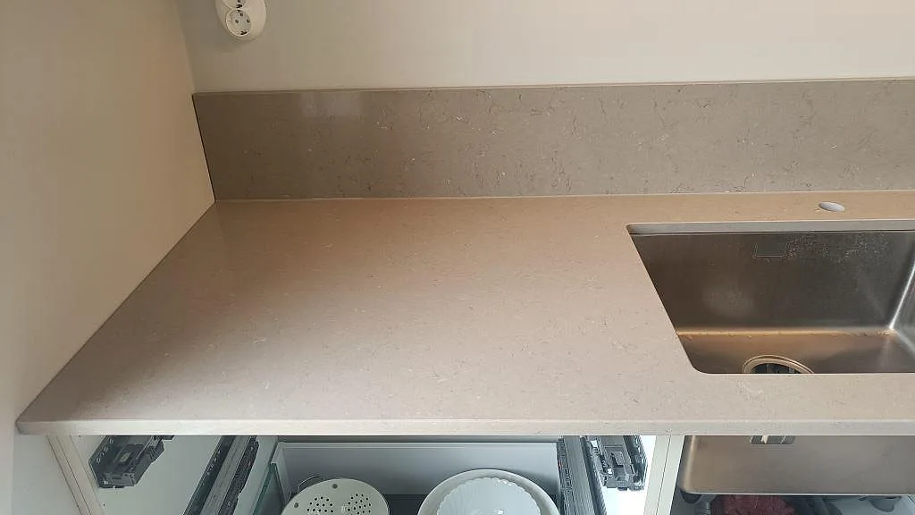 Køkkenbordplade i Silestone Coral Clay, Kareby – billede 5