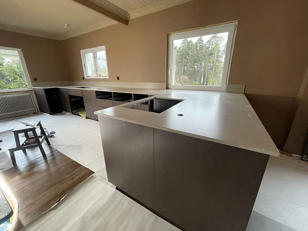 Køkkenbordplade i Silestone Coral Clay, Karlskoga – billede 2