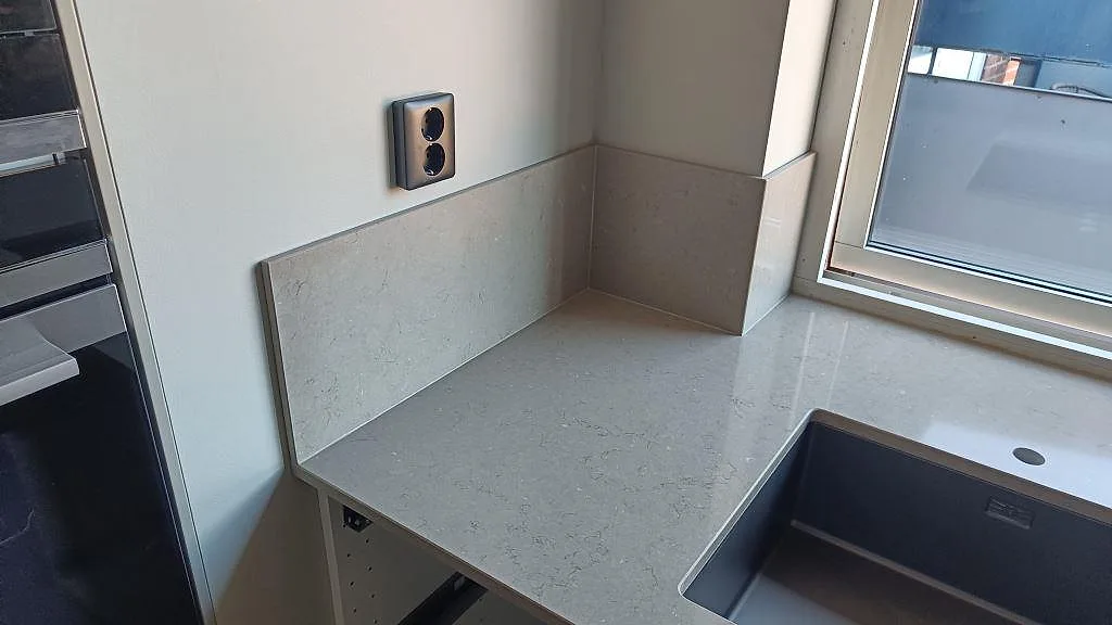 Køkkenbordplade i Silestone Coral Clay, Karlskrona – billede 3