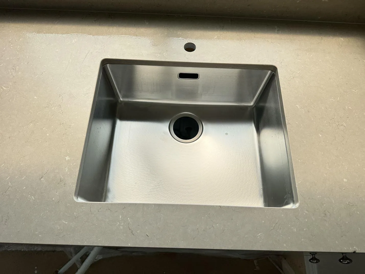 Køkkenbordplade i Silestone Coral Clay, Karlskrona – billede 4