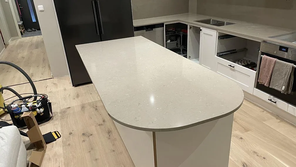 Køkkenbordplade i Silestone Coral Clay, Karlskrona – billede 3