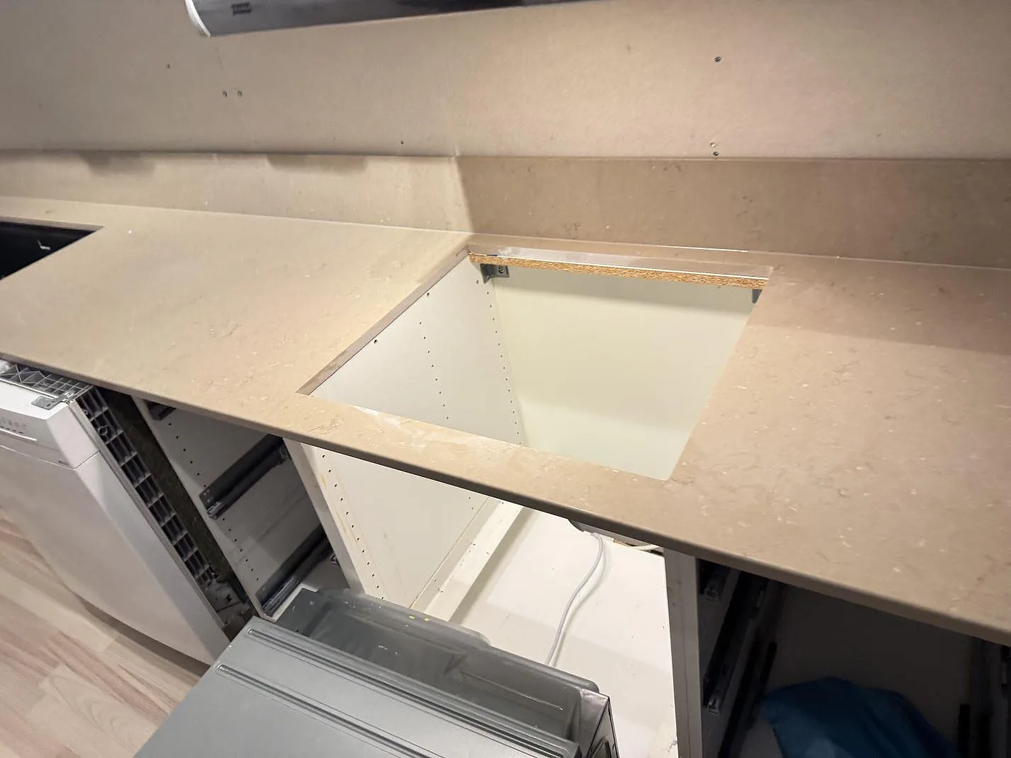 Køkkenbordplade i Silestone Coral Clay, Karlskrona – billede 7