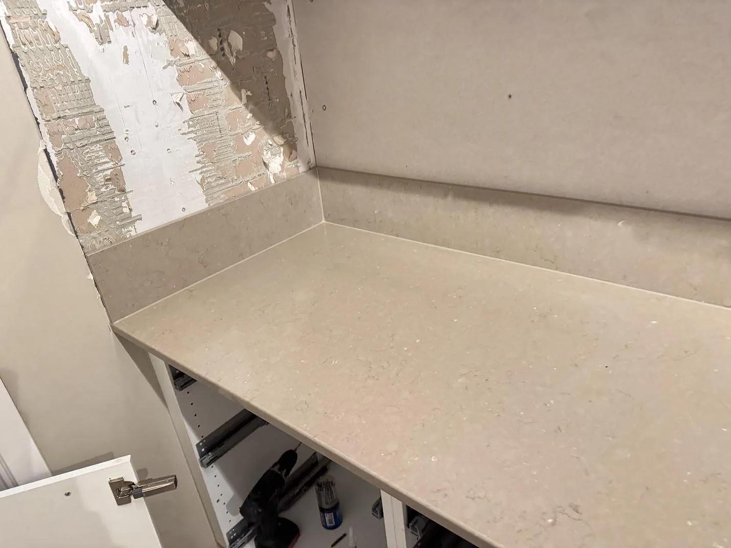 Køkkenbordplade i Silestone Coral Clay, Karlskrona – billede 5