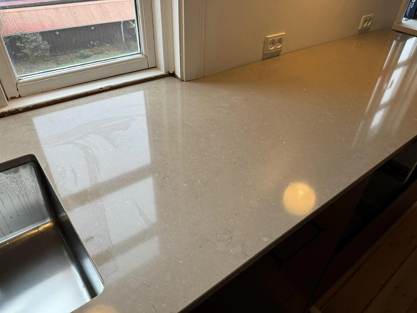 Køkkenbordplade i Silestone Coral Clay, Kastrup – billede 5