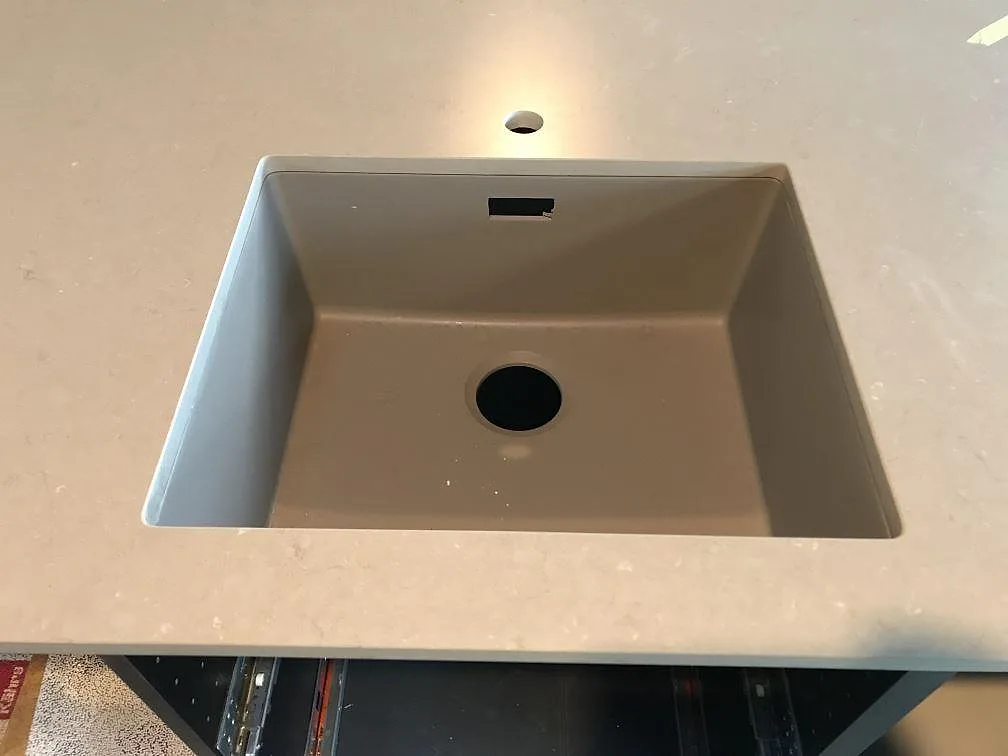 Køkkenbordplade i Silestone Coral Clay, Kungsbacka – billede 3