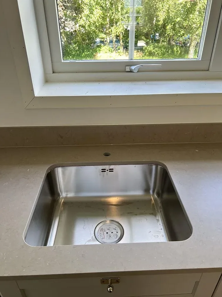 Køkkenbordplade i Silestone Coral Clay, Långås – billede 2