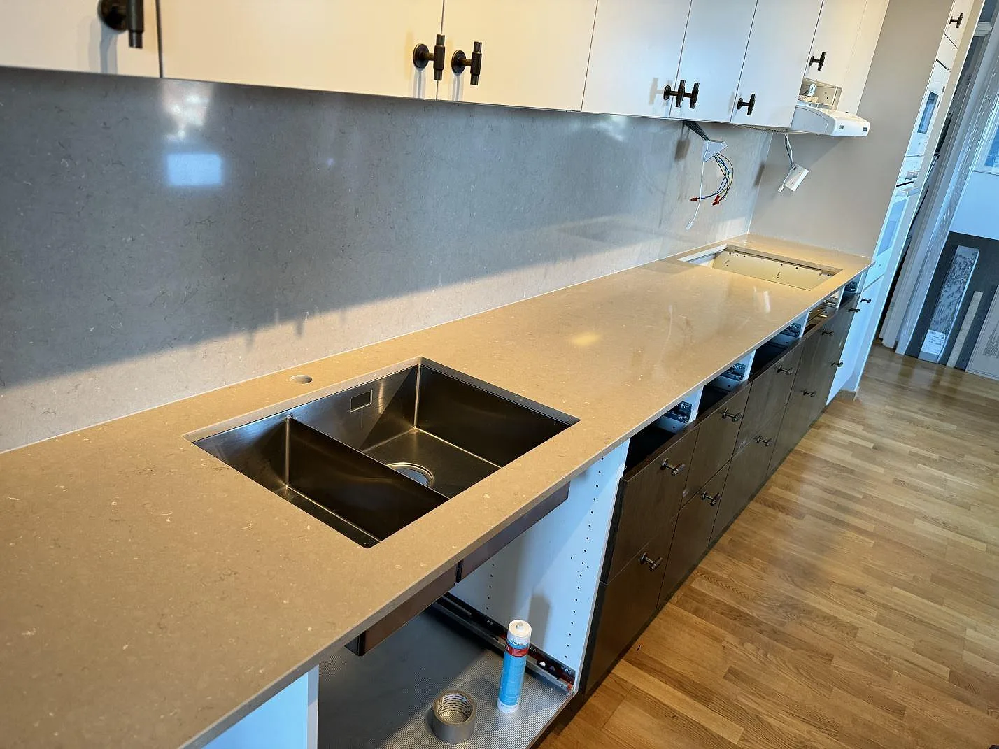 Køkkenbordplade i Silestone Coral Clay, Landskrona