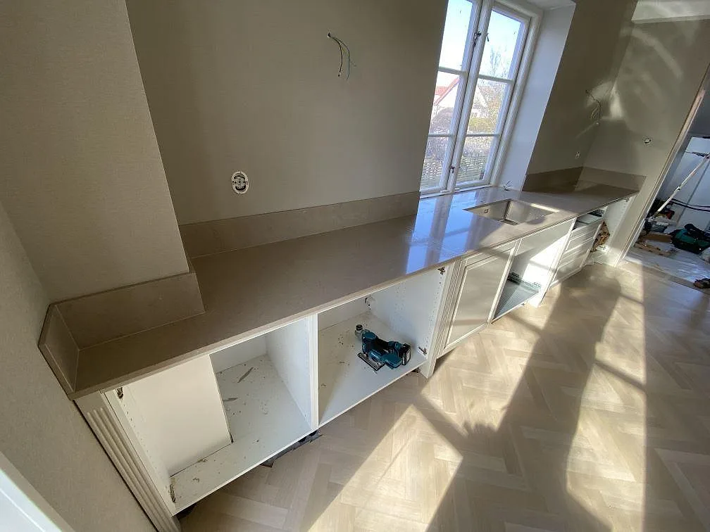 Køkkenbordplade i Silestone Coral Clay, Landskrona – billede 3