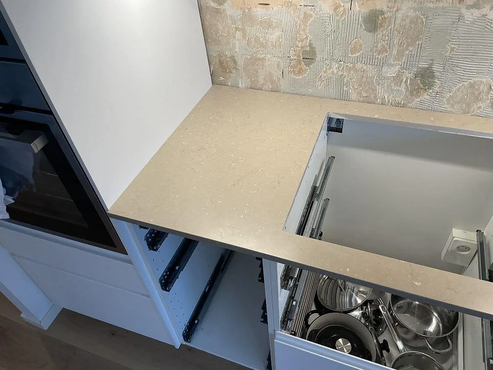 Køkkenbordplade i Silestone Coral Clay, Landskrona – billede 6