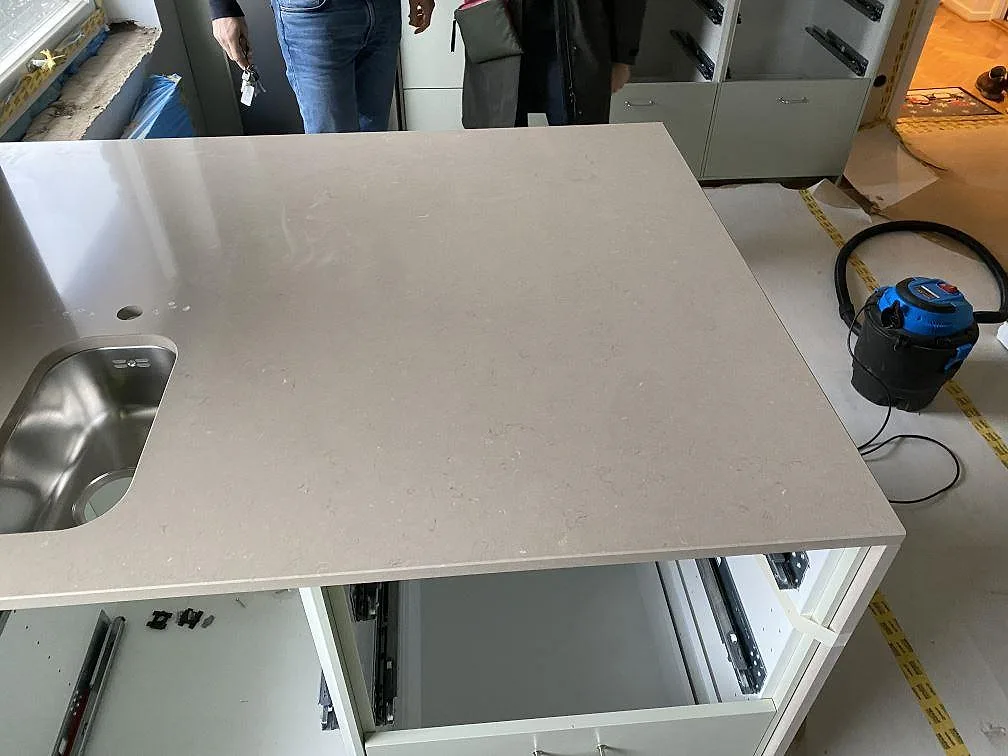 Køkkenbordplade i Silestone Coral Clay, Limhamn – billede 3