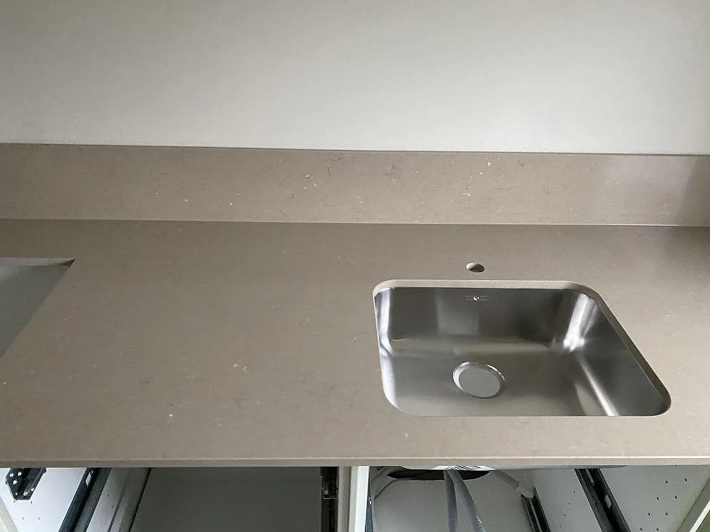 Køkkenbordplade i Silestone Coral Clay, Limhamn – billede 2