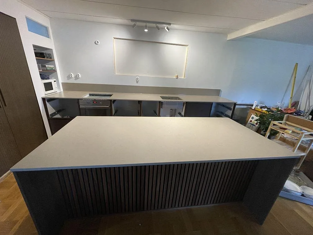 Køkkenbordplade i Silestone Coral Clay, Limhamn