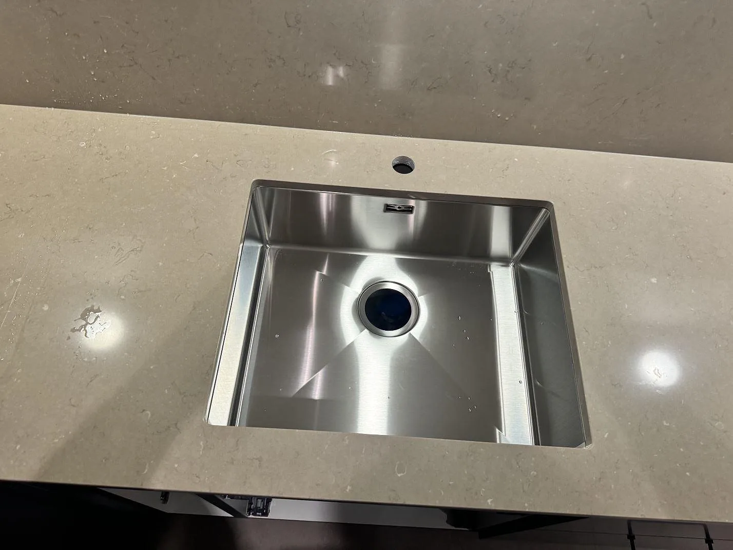 Køkkenbordplade i Silestone Coral Clay, Löddeköpinge – billede 2